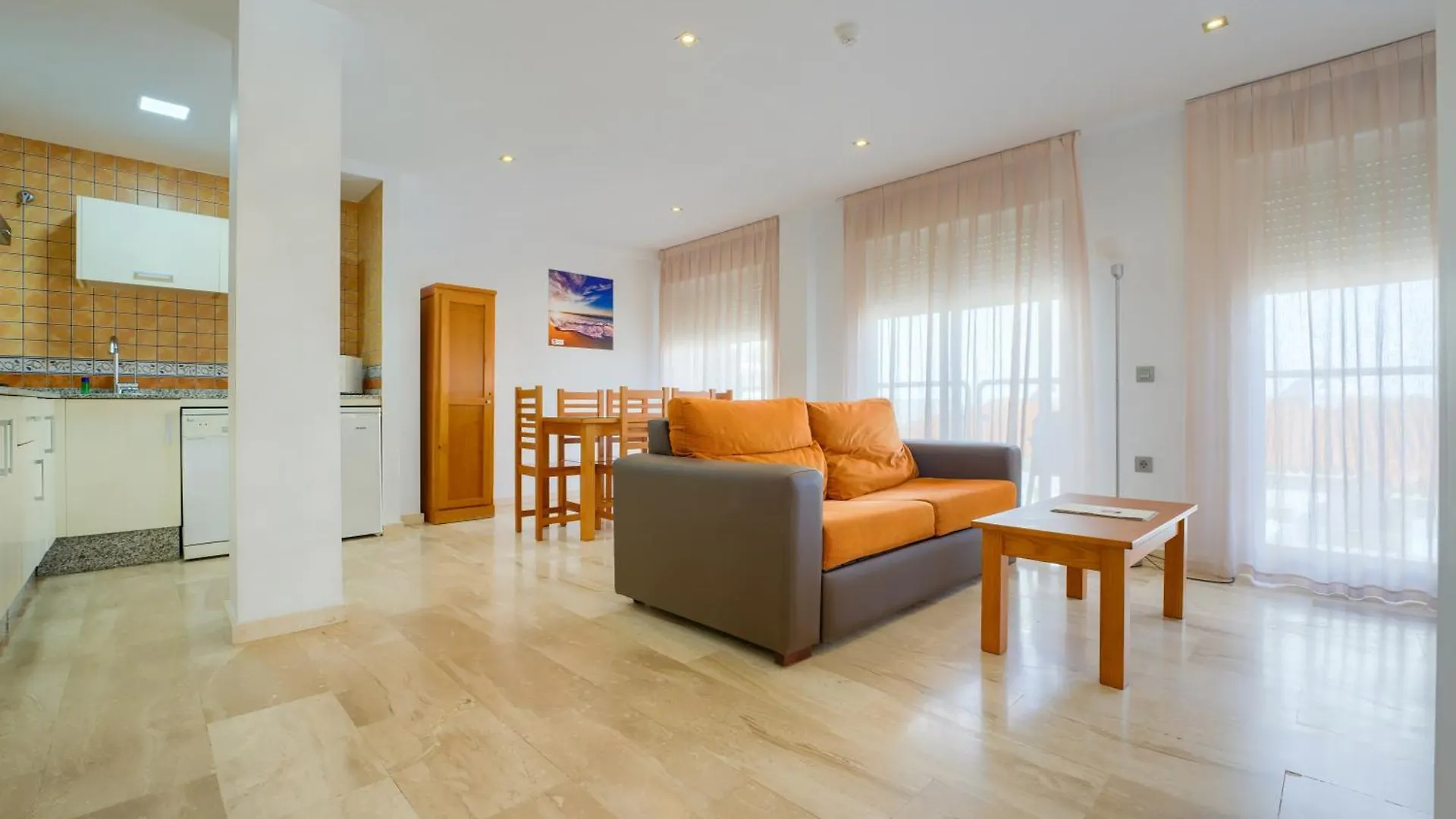 Hotel Apartamentos Loto Conil Conil De La Frontera Spain