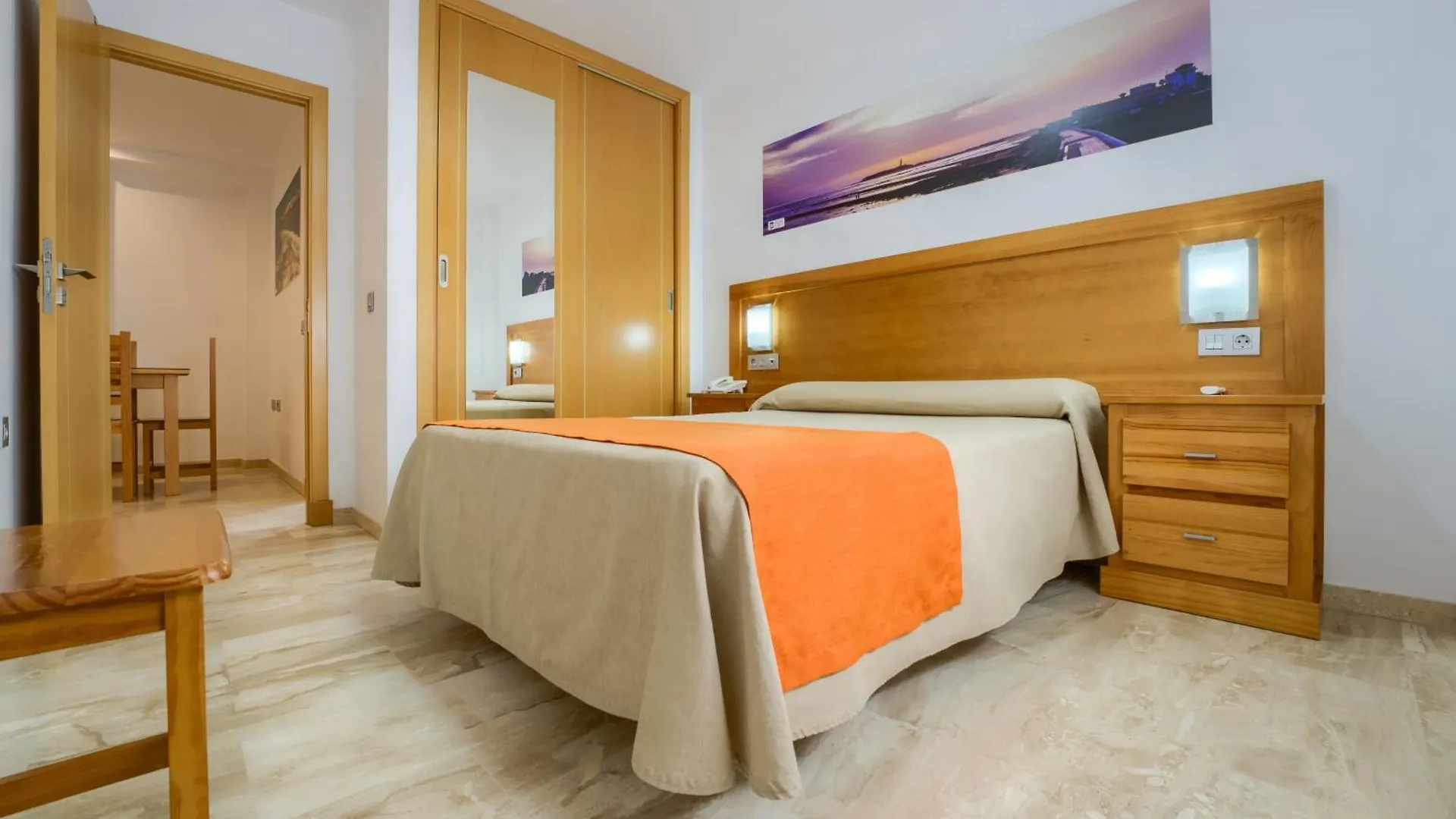 Aparthotel Hotel Apartamentos Loto Conil Conil De La Frontera
